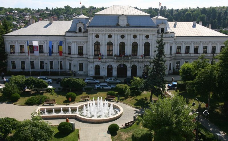Primăria Turda vrea să reducă birocrația din instituție cu 350.000 de euro