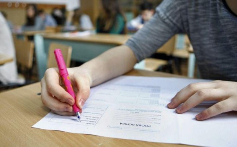 Evaluare Naţională din 2020. Încă o medie de 10 la Cluj