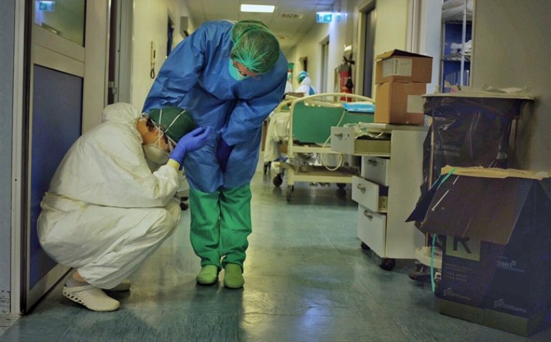 Medicii ATI sunt epuizaţi şi spun că nu pot rezista doi ani în acest ritm