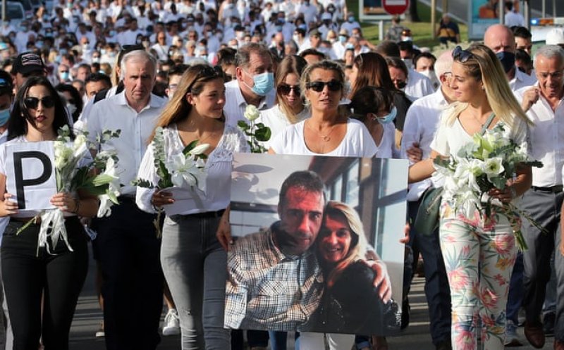A murit şoferul de autobuz bătut de pasagerii cărora le-a cerut să poarte mască. Francezii au ieşit în stradă