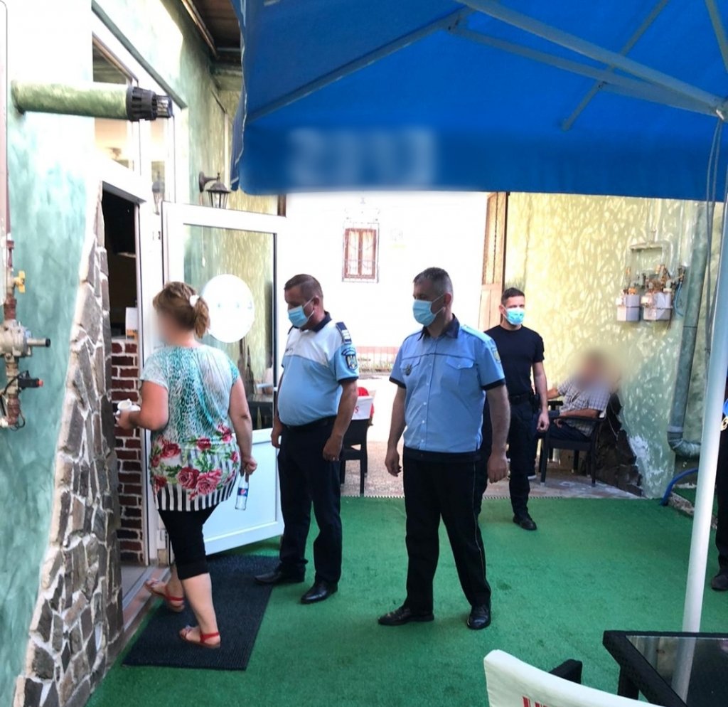 Razie la Gherla. Controale la terase și zone de agrement