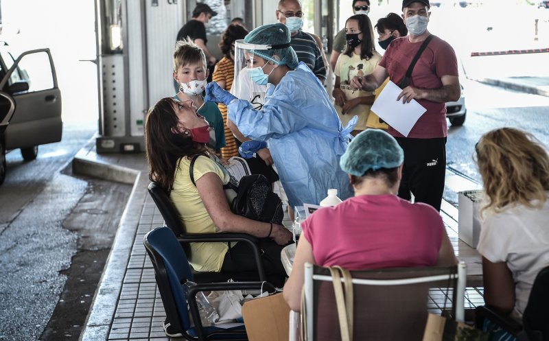 La graniţa cu Grecia se vând deja certificate false care atestă testarea negativă pentru Covid-19