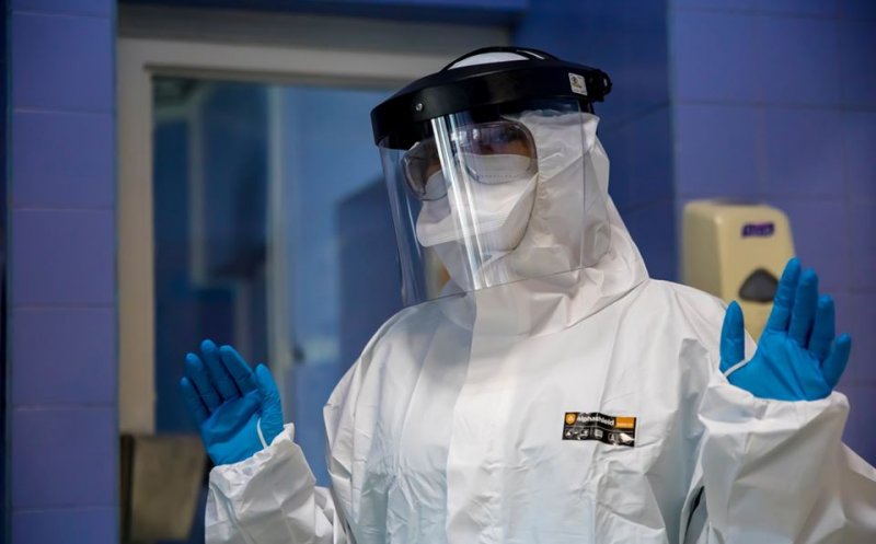 Persoane infectate şi externate la cerere. Au generat focare în propriile familii