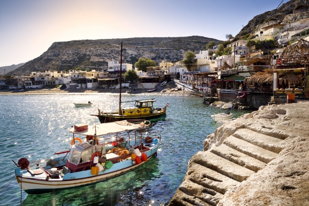 Hotelierii din Creta se tem că vor pierde turiştii români şi le dau asigurări că sunt pregătiţi să-i primească în siguranţă