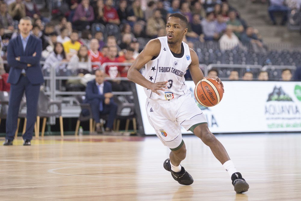 U-BT a anunțat despărțirea de Kerron Johnson
