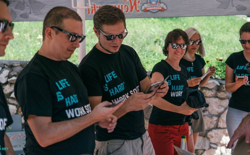 IT-iștii de la Life Is Hard au cumpărat 40% dintr-o companie de contabilitate