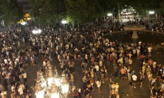 "Petrecerile COVID", noul trend în sfidarea măsurilor de siguranţă