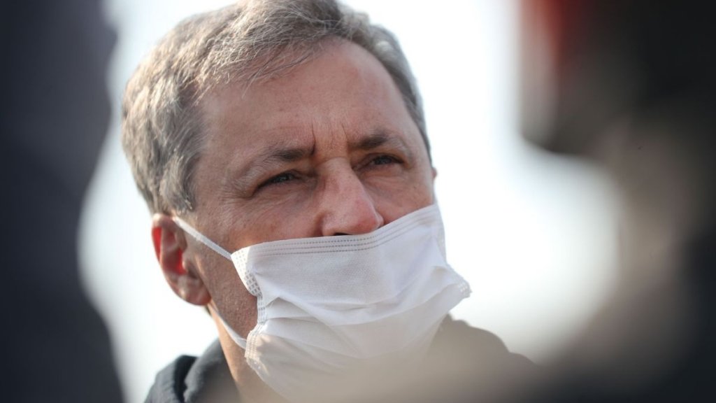 1 milion de cazuri pană în septembrie? Vela: "Nu luaţi în seamă ştiri alarmiste"
