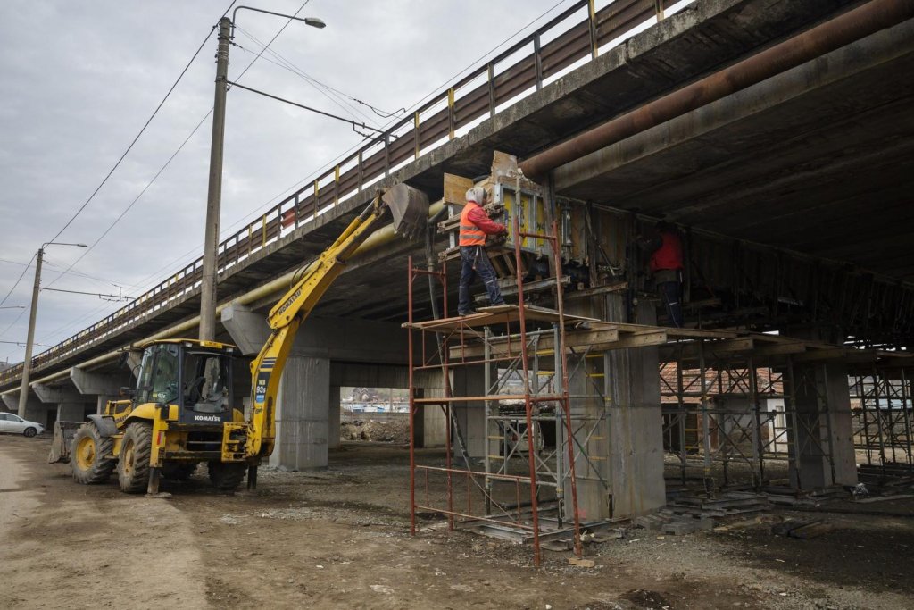 Recepţie finală la Podul Fabricii