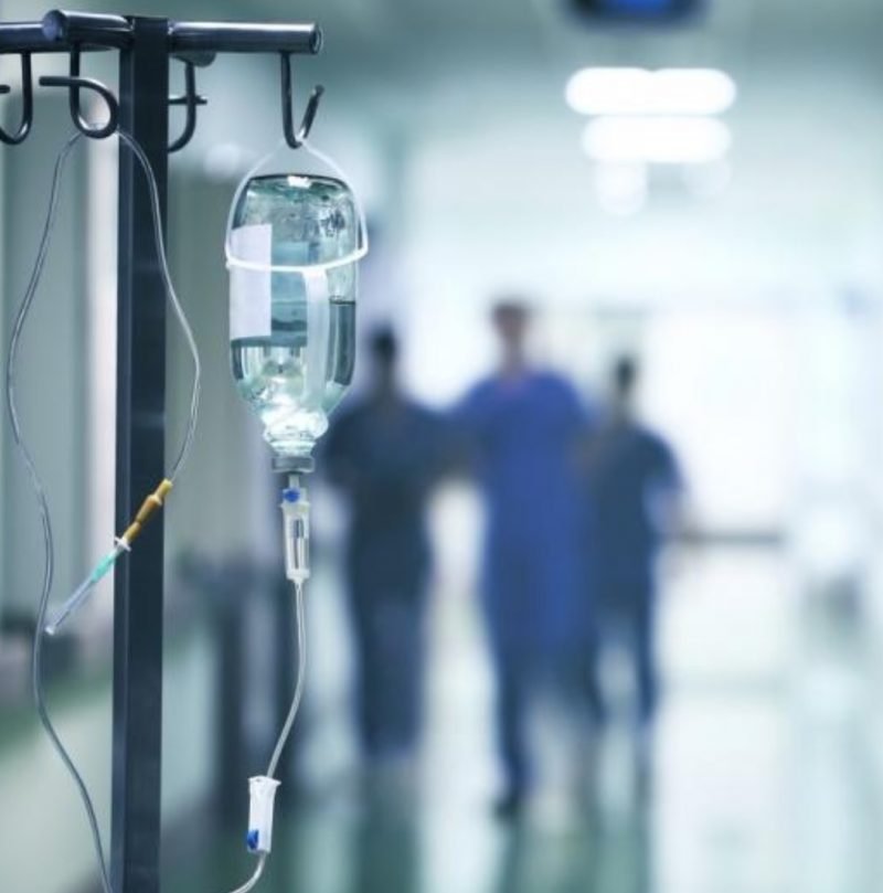 Se extind focarele COVID-19 în spitalele din ţară. 19 persoane depistate pozitiv, la un test de rutină