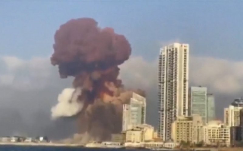 Libanul, în doliu. Cel puțin 100 de morți și 4.000 de răniți după explozia din Beirut