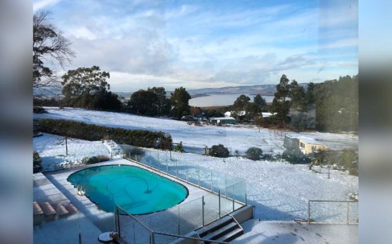 A nins în Tasmania după aproape 50 de ani fără zăpadă: "Nu am văzut niciodată zăpadă"
