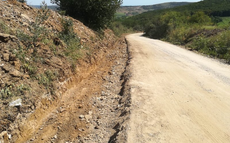 Drumul județean spre localitatea clujeană Roșieni va fi asfaltat