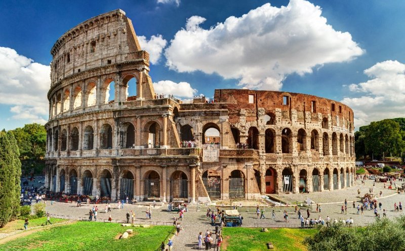 Italia extinde obligaţia de izolare la domiciliu pentru persoanele care vin din România şi Bulgaria până la 7 septembrie
