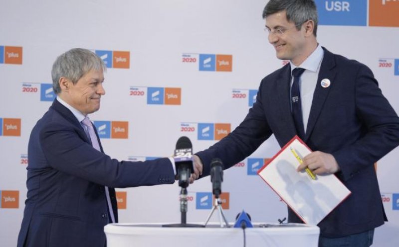USR și PLUS, 2 în 1. Delegații celor două partide au decis fuziunea prin vot online, în congrese paralele