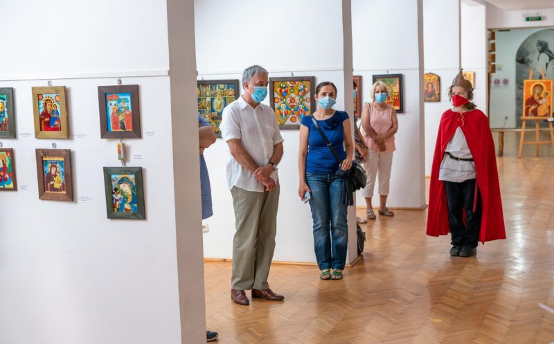 Expoziție cu 100 de icoane la Muzeul Etnografic Cluj