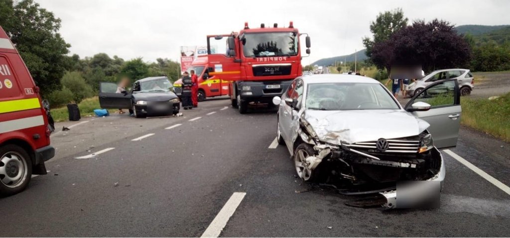 Șoferul care a provocat accidentul dintre Gilău și Căpușu Mare a fost arestat preventiv