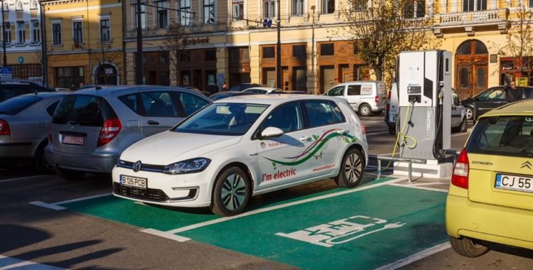 Românilor le plac autoturismele ecologice. Anul acesta au cumpărat deja 3.772