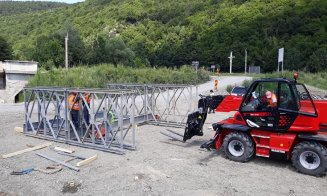 Pod metalic provizoriu, peste Criş, pe Valea Drăganului