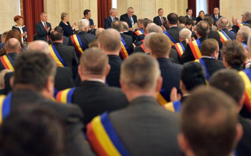 Proiect USR: Anularea pensiilor speciale pentru primari şi preşedinţii de consilii judeţene