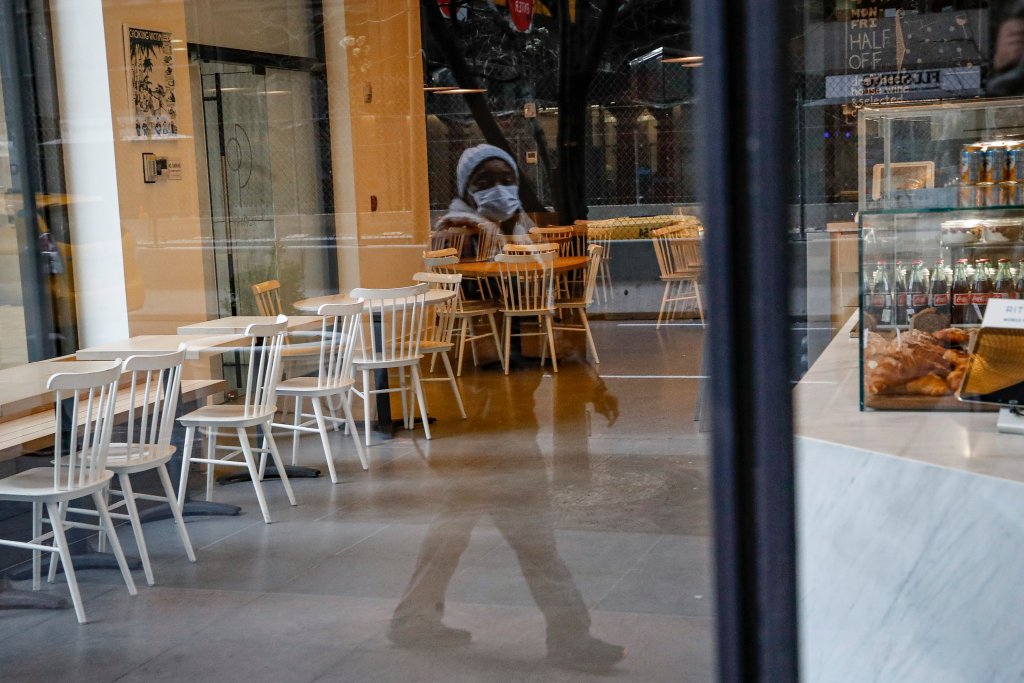 Orban: Restaurantele s-ar putea redeschide din 1 septembrie