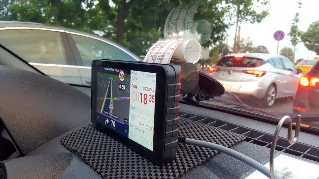 Brokerii clujeni investesc într-o aplicație de comenzi de taxi