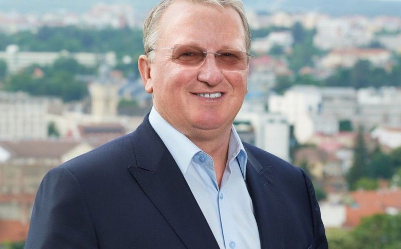 Remus Lăpușan: ”Avem suficient personal didactic pentru începerea școlilor și grădinițelor, în sistem normal sau hibrid?”