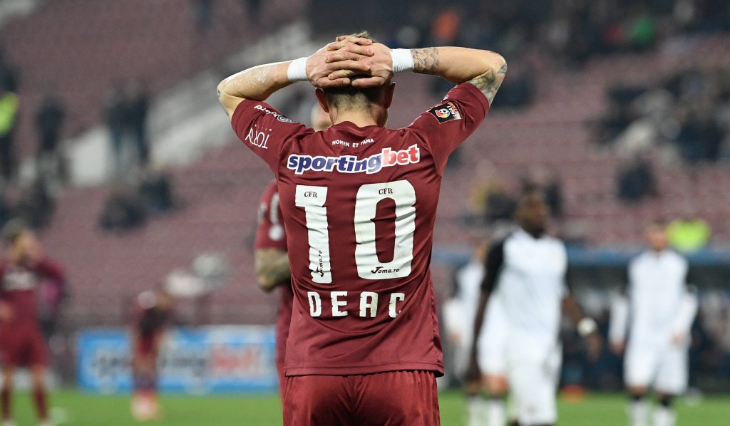 Reacţia lui Dan Petrescu după penalty-ul ratat de Ciprian Deac cu Sepsi
