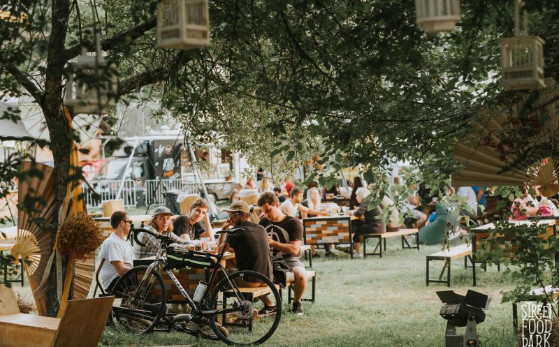 Muzică live la Street FOOD Park. Cine va urca pe scenă + șansă pentru trupele locale