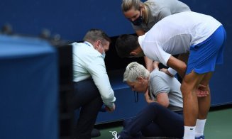 Djokovic, descalificat de la US Open. A lovit cu mingea un arbitru