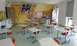 Royal School își deschide porțile noilor facilități | Au revenit desenele pline de culoare ale copiilor pe pavajul școlii