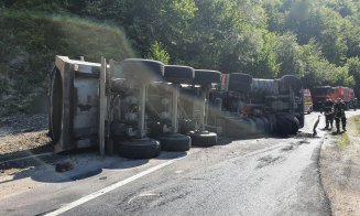 Încă o basculantă cu nisip răsturnată la Cluj