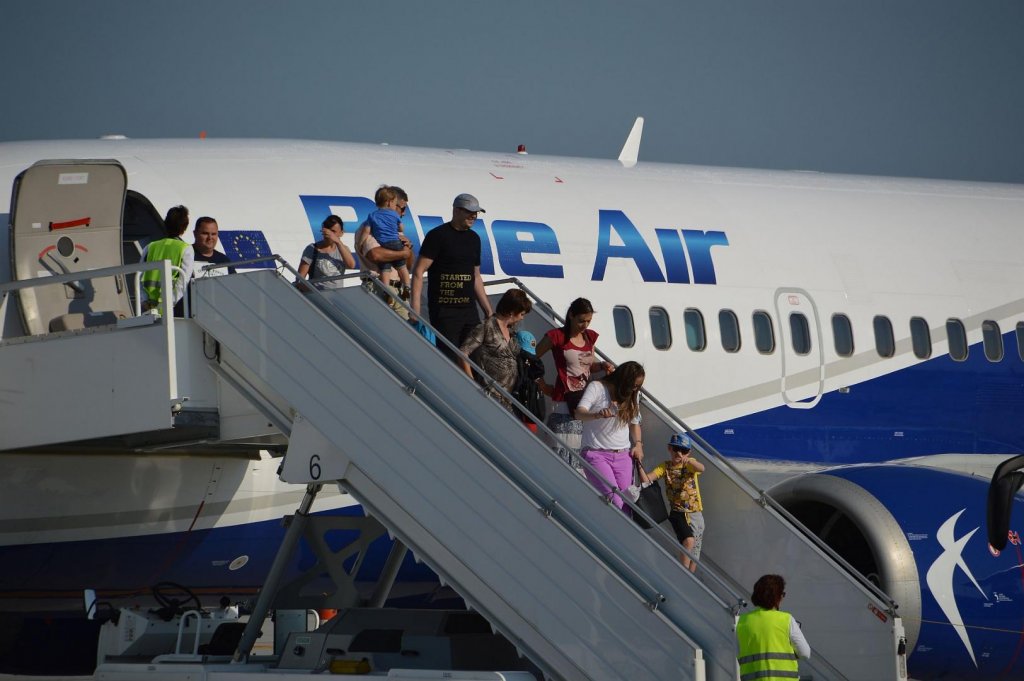 Client Blue Air cu biletul anulat de pandemie: “Ne cred mai proşti probabil”