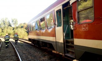 Accident feroviar în Cluj. Un tren de pasageri a lovit un container
