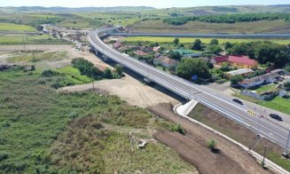 Iohannis, vizită pe Autostrada Transilvania. Se taie panglica pe lotul Iernut-Chețani