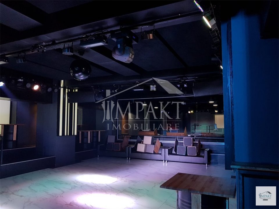 Cu cât îţi poţi cumpăra un club în centrul Clujului