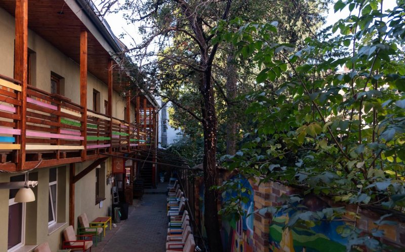 Un hostel şi o pensiune din Cluj, scoase la vânzare