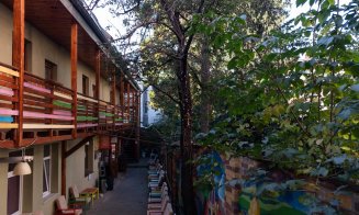 Un hostel şi o pensiune din Cluj, scoase la vânzare
