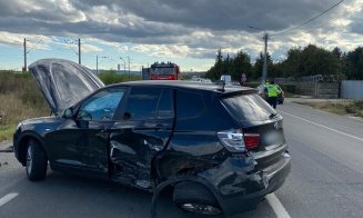 Accident cu trei mașini în Jucu. Zece persoane, printre care și trei copii, consultați de echipajele SMURD