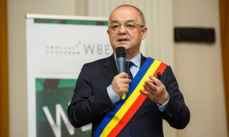 Boc, primele declaraţii după câştigarea unui nou mandat la Primăria Cluj: "Clujenii m-au inventat şi reinventat. Simt o responsabilitate uriaşă pe umeri"