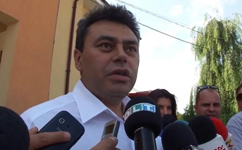 Situaţie tragi-comică la Deveselu, unde oamenii l-au votat pe primarul mort de Covid-19. Cum s-a putut întâmpla una ca asta