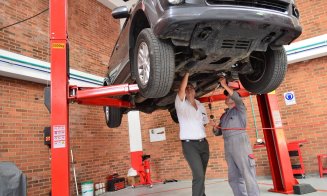 Service-urile auto și brutăriile din Cluj, "călcate" de inspecția muncii. Amenzi minuscule