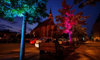 Proiecție de lumini pe Palatul Banffy, la Festivalul Clujotronic