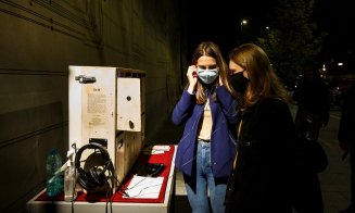 Proiecție de lumini pe Palatul Banffy, la Festivalul Clujotronic