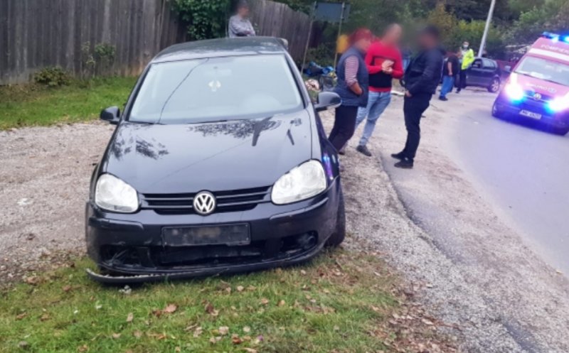 Tragedie la Cluj. Motociclist mort, după ce s-a izbit de o mașină. O tânără a ajuns la spital