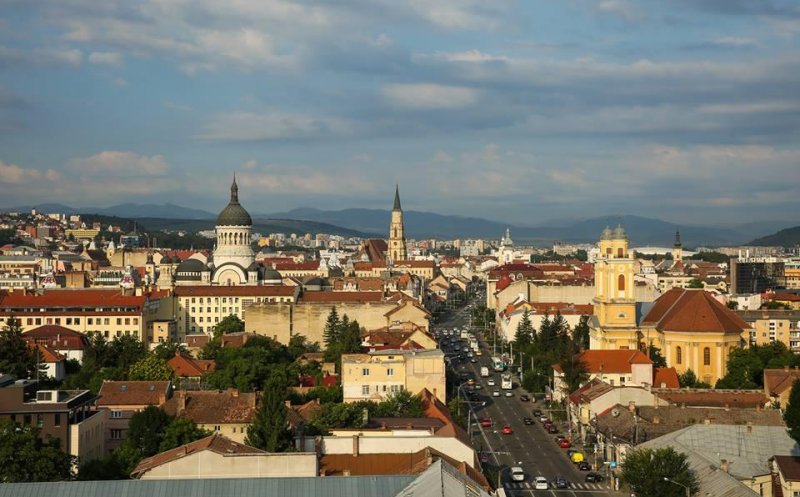 Clujul imobiliar, în continuare mai scump decât Bucureştiul. Diferenţă de aproape 500 euro la preţul mediu