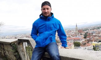 Godină: „A fost o plimbare tare faină pe străzile Clujului. Am observat lângă o biserică, o coadă la care stăteau niște oameni cu plase”