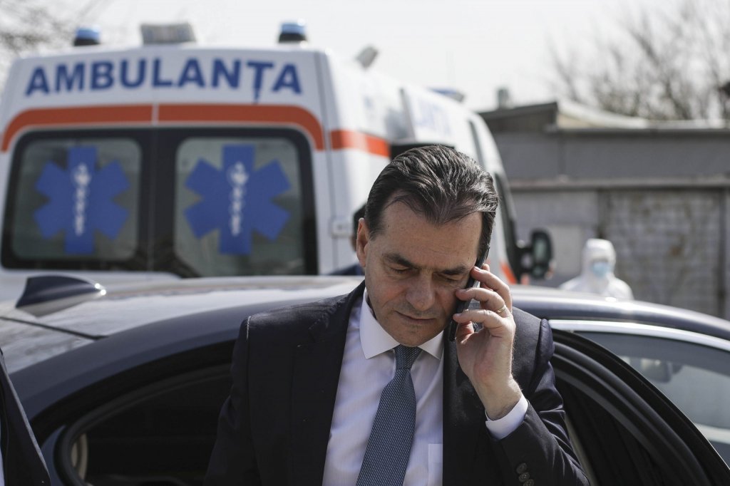 Orban, pe post de telefonist la linia COVID: "Cineva mi-a zis că după cum vorbesc pot să fac o carieră politică"