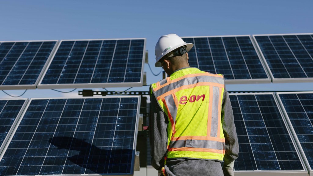 Germanii de la E.ON vor instala o centrală fotovoltaică la Dej