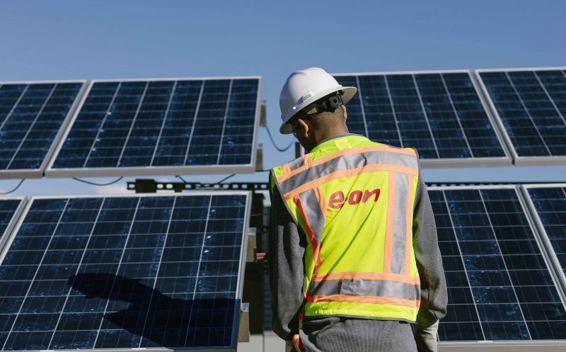 Germanii de la E.ON vor instala o centrală fotovoltaică la Dej